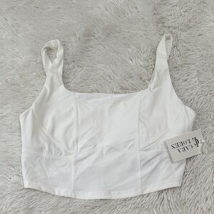 👠 NWT Cara Loren Cropped Tank Top